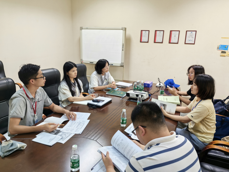 指導幫扶組現(xiàn)場查閱資料.jpg